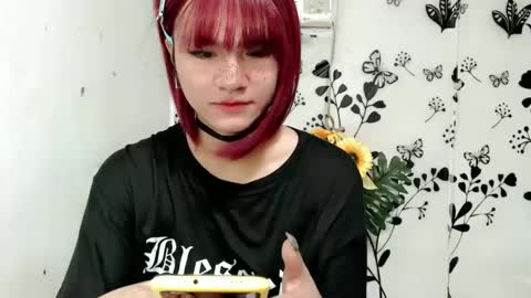 Snapshot of queen_elicktra chatting on January 27, 9:34 am JOY online show from January 27, 9:34 am