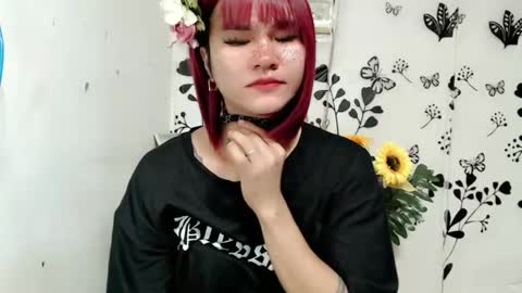 Snapshot of queen_elicktra chatting on February 5, 4:37 pm JOY online show from February 5, 4:37 pm