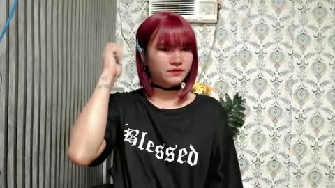 Snapshot of queen_elicktra chatting on March 4, 12:50 am JOY online show from March 4, 12:50 am