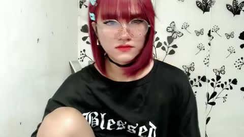 Snapshot of queen_elicktra chatting on January 24, 8:22 pm JOY online show from January 24, 8:22 pm