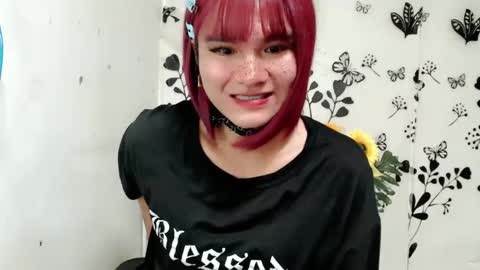 Snapshot of queen_elicktra chatting on February 5, 2:29 am JOY online show from February 5, 2:29 am