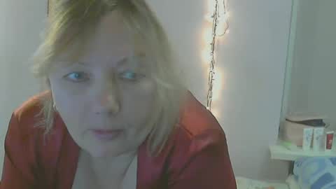 queen_jane8 online show from December 10, 5:33 pm