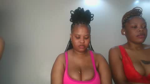 Queen kikih online show from February 5, 6:55 pm