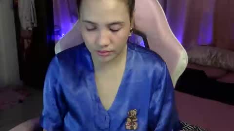 Snapshot of queen_kur chatting on February 1, 4:00 pm QueenHennessy online show from February 1, 4:00 pm