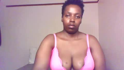 QUEEN online show from December 16, 1:53 am