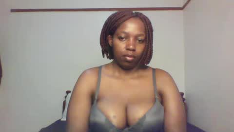 QUEEN online show from January 27, 12:33 am