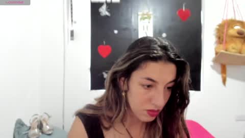 queen_natttyy online show from January 12, 7:10 pm