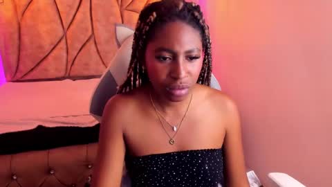 Snapshot of queen_perla_ chatting on January 15, 10:02 pm   online show from January 15, 10:02 pm