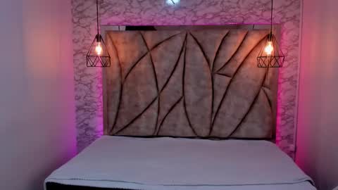 Snapshot of queen_perla_ chatting on January 23, 11:48 am   online show from January 23, 11:48 am