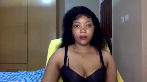 Snapshot of queenbebony2 chatting on September 13, 2:19 am Queenbebony2 online show from September 13, 2:19 am