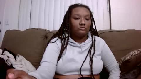 Queen Chief online show from February 18, 8:57 am