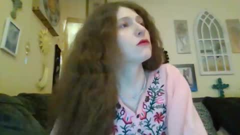 queencrimsonlvx online show from April 20, 1:19 am