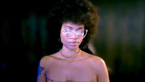 Sweet Goddess online show from July 12, 4:46 am