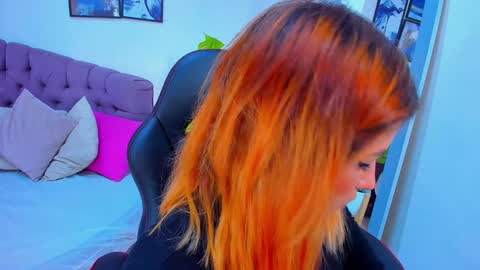 Snapshot of queengrett chatting on January 25, 7:16 pm Queen online show from January 25, 7:16 pm