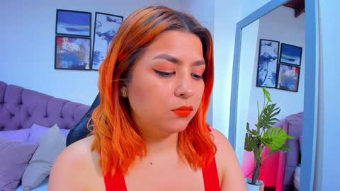 Snapshot of queengrett chatting on December 11, 7:46 pm Queen online show from December 11, 7:46 pm