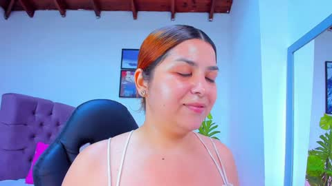 Snapshot of queengrett chatting on January 19, 5:18 pm Queen online show from January 19, 5:18 pm