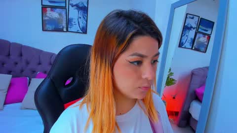 Snapshot of queengrett chatting on February 10, 7:07 pm Queen online show from February 10, 7:07 pm