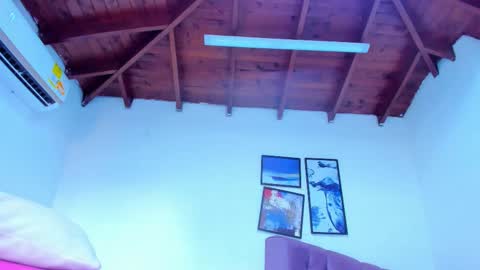 Snapshot of queengrett chatting on October 13, 5:04 pm Queen online show from October 13, 5:04 pm