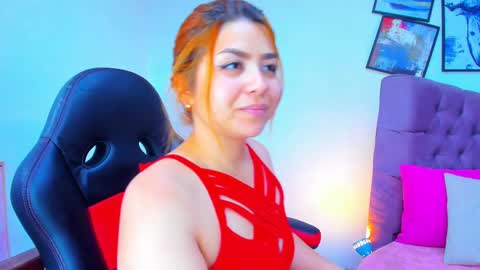 Snapshot of queengrett chatting on September 29, 7:19 pm Queen online show from September 29, 7:19 pm