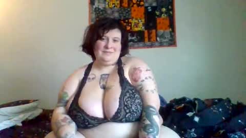 QueenJezabel online show from February 3, 6:49 pm