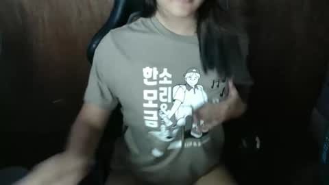 queenkrissha online show from December 16, 6:08 am