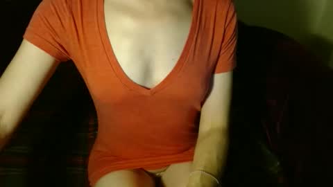 queenoftenderness online show from January 26, 6:58 pm