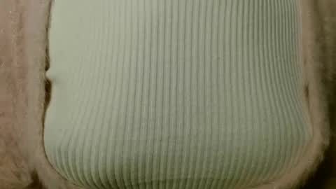 queenoftenderness online show from March 23, 8:15 pm