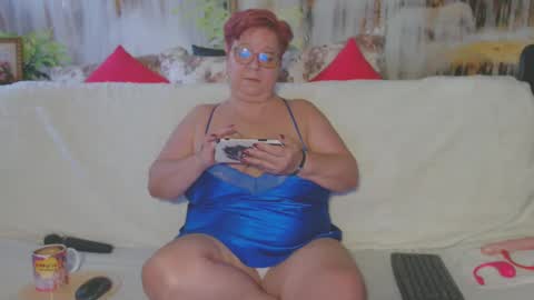 Snapshot of queenpammy chatting on January 28, 6:16 am QueenPammy online show from January 28, 6:16 am