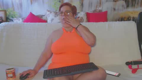 Snapshot of queenpammy chatting on January 29, 9:12 am QueenPammy online show from January 29, 9:12 am