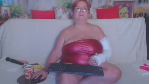 Snapshot of queenpammy chatting on February 23, 8:55 am QueenPammy online show from February 23, 8:55 am