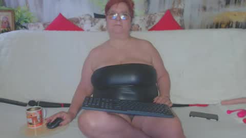 Snapshot of queenpammy chatting on January 25, 7:06 am QueenPammy online show from January 25, 7:06 am