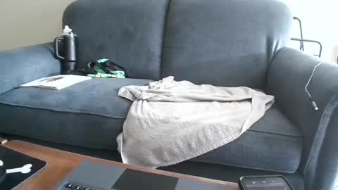 Snapshot of queenskull870 chatting on October 9, 3:49 pm queenskull870 online show from October 9, 3:49 pm