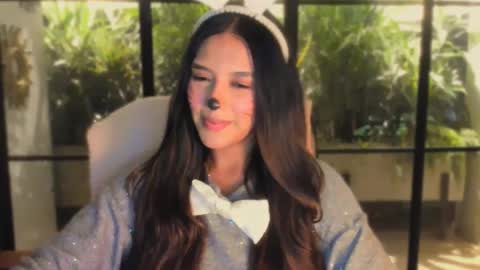 Snapshot of queenv66 chatting on November 1, 2:48 am Val  -  online show from November 1, 2:48 am