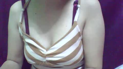 lyka mae online show from December 18, 1:59 am