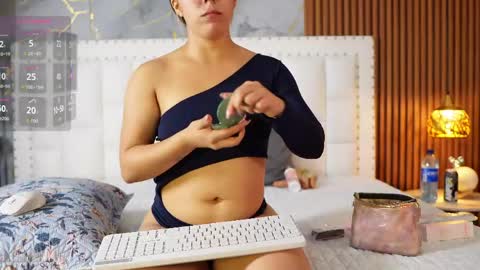 quickhookupp online show from May 14, 3:01 am