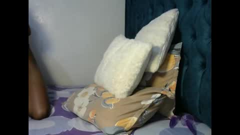 quin_z online show from October 10, 9:58 am