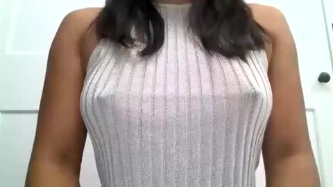 Snapshot of quinnlacey1 chatting on January 7, 6:24 pm asian hotwife tits 21 slut ass spank online show from January 7, 6:24 pm