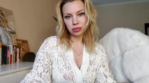 Snapshot of qurli24 chatting on March 3, 12:31 pm qurli24 online show from March 3, 12:31 pm