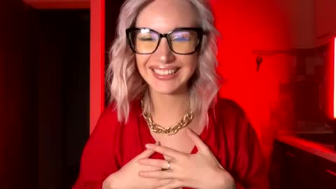 qusi28 online show from February 27, 10:09 pm