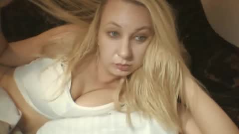 qwertyui online show from September 21, 4:05 pm