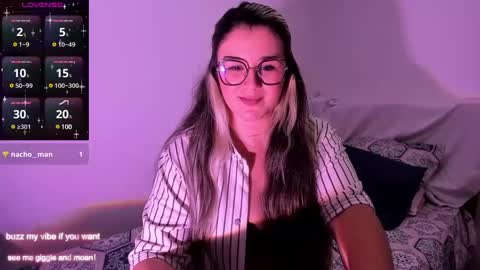 Rachel Foss online show from February 6, 10:32 pm