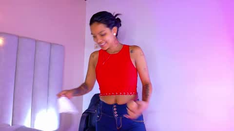 Snapshot of rachel_martinez chatting on October 8, 11:47 am  RACHEL  online show from October 8, 11:47 am