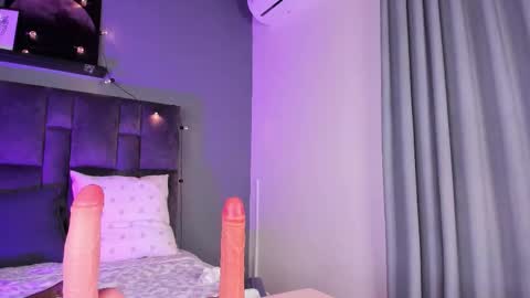 Snapshot of rachel_martinez chatting on October 21, 12:09 pm  RACHEL  online show from October 21, 12:09 pm