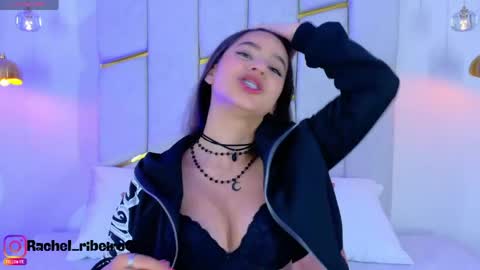 Rachel Ribeiro online show from April 11, 12:09 pm