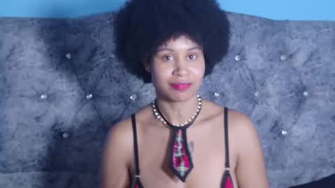 Snapshot of rachelannxd chatting on October 26, 3:35 am RachelAnn online show from October 26, 3:35 am