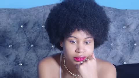 Snapshot of rachelannxd chatting on October 30, 9:00 am RachelAnn online show from October 30, 9:00 am