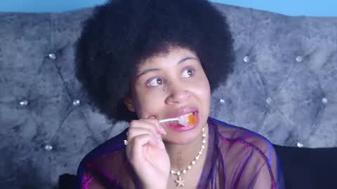 Snapshot of rachelannxd chatting on October 24, 3:24 am RachelAnn online show from October 24, 3:24 am