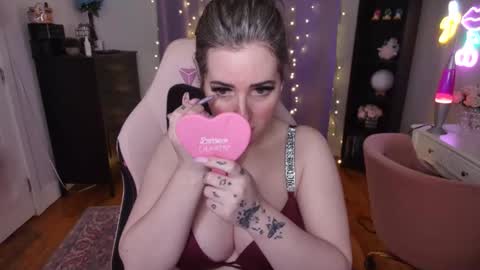Rachel Brooks online show from December 7, 6:48 pm