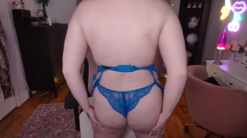 Rachel Brooks online show from January 1, 7:43 pm