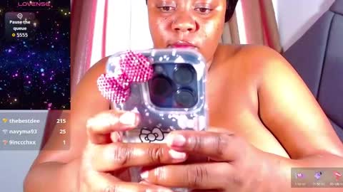 Snapshot of rachelbrown_ chatting on October 12, 8:44 pm MALIKA Z online show from October 12, 8:44 pm